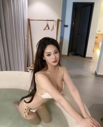 慕妍    #瑜伽老師   Gleezy： mz6399