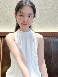 🌟粉粉  160公分.C杯.18歲 #初次兼职 嬌小甜美小仙女 第一次下海   看到秒戀愛 清純小